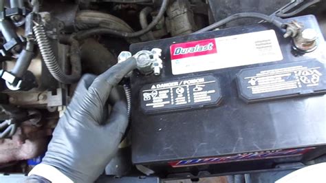 ford taurus battery terminal problems